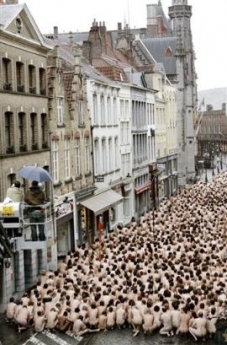 Capt.Yl10405071009.Belgium Spencer Tunick Yl104